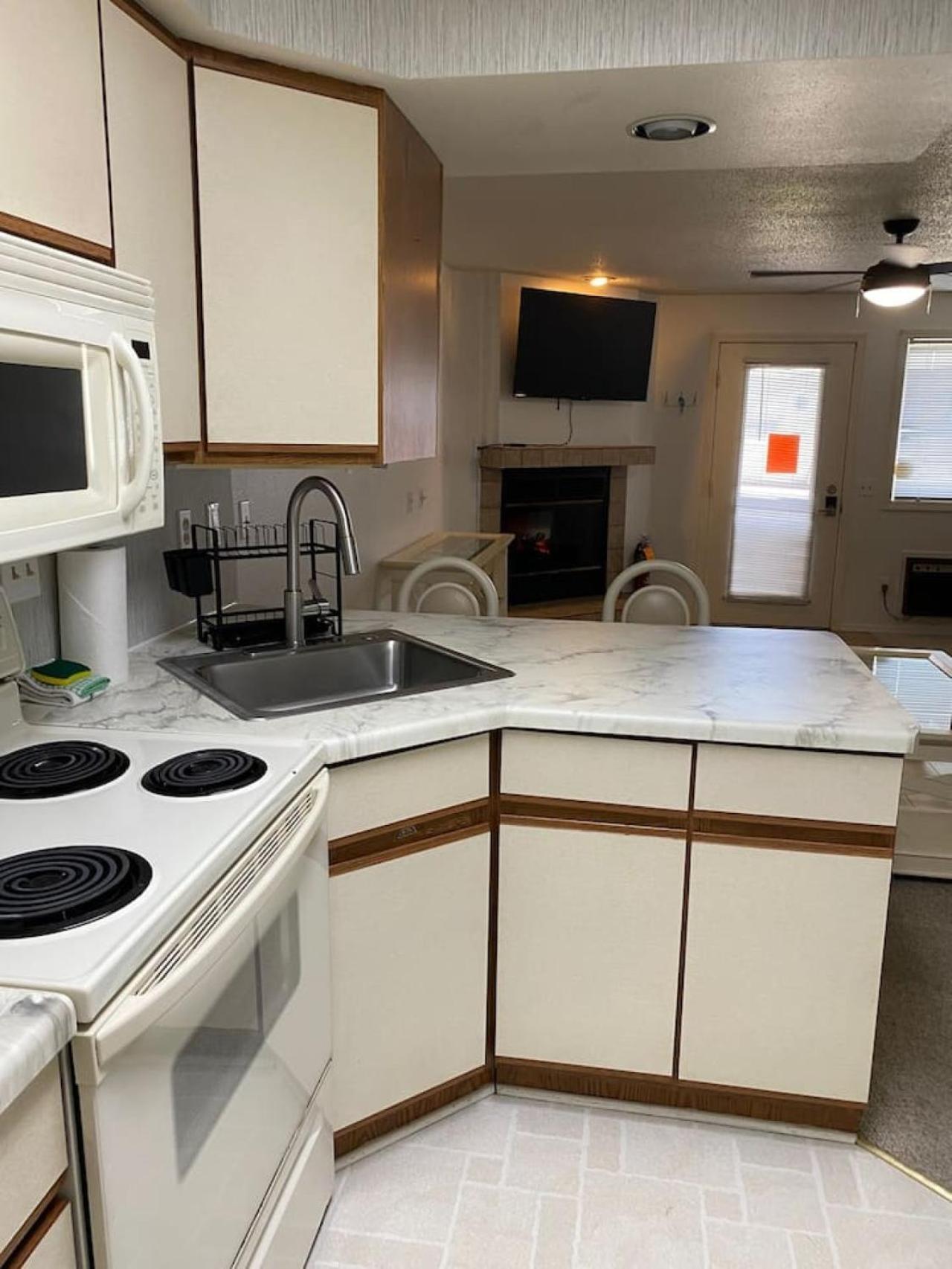 Dells Suite Dreams At Lighthouse Cove Condominiums Wisconsin Dells Exterior photo